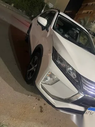 Mitsubishi Eclipse 2018 White Used for Sale