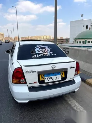 هيونداي فيرنا 2010 أبيض مستعملة للبيع