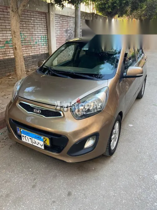 Kia Picanto 2013 Brown Used for Sale - 3