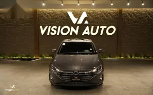 هيونداي إلنترا 2026 رمادي جديدة للبيع