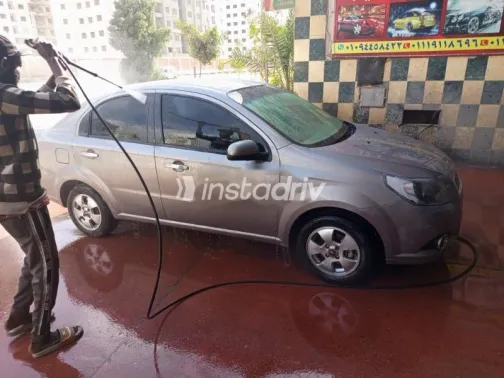 شيفروليه افيو 2019 أبيض مستعملة للبيع - 2