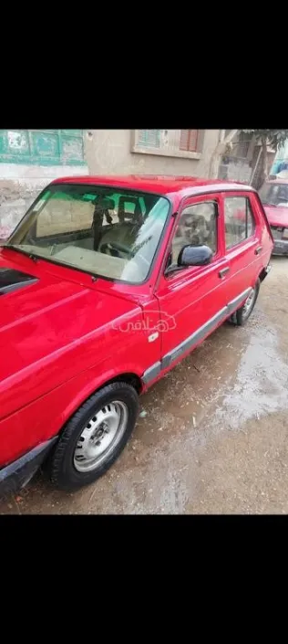 فيات 127 1987 أحمر مستعملة للبيع