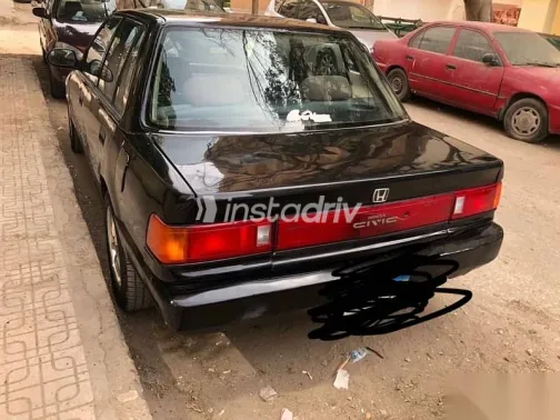 هوندا سيفك 1988 أسود مستعملة للبيع - 4