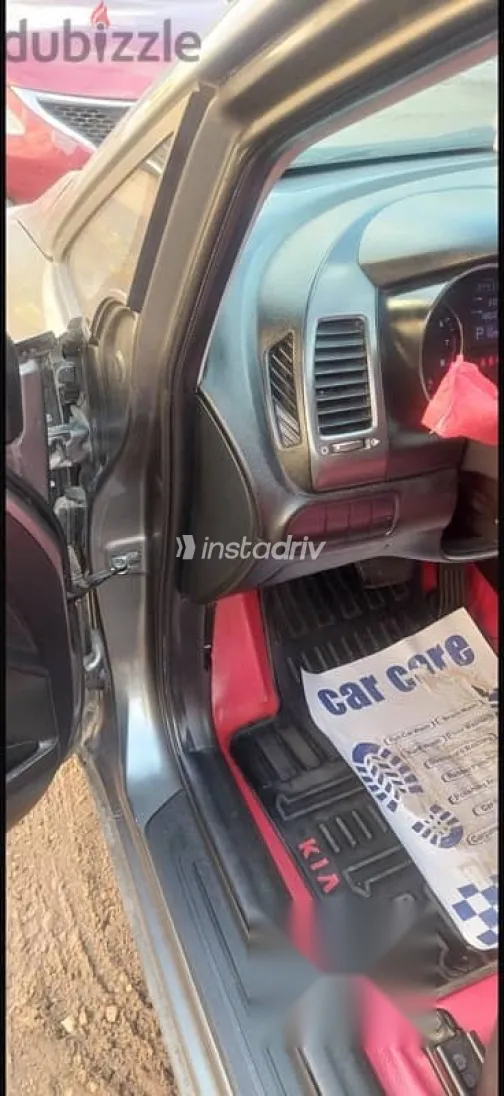 Kia Cerato 2017 Gray Used for Sale - 2