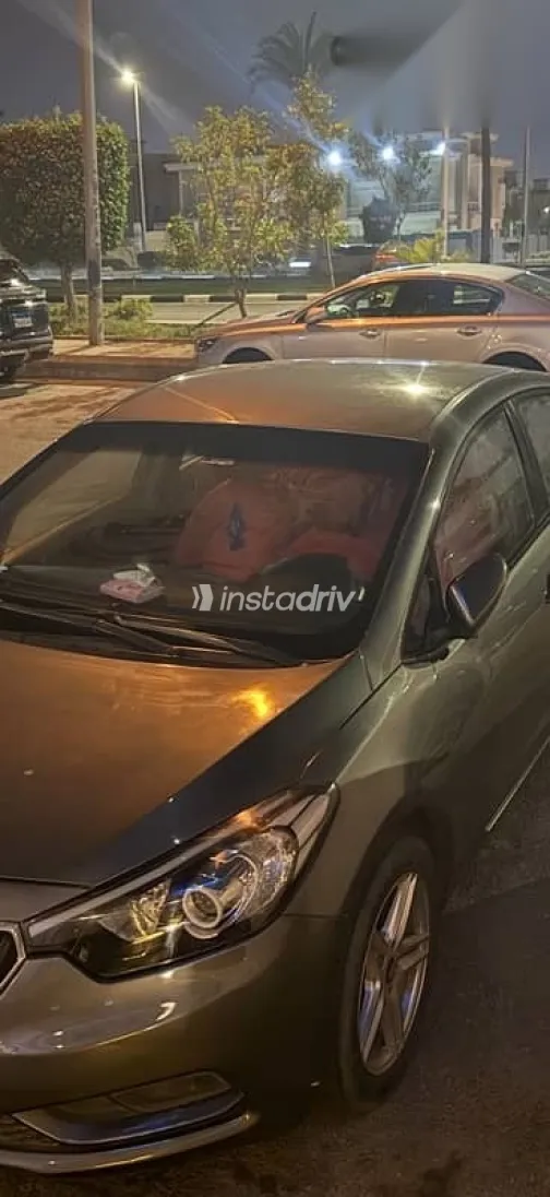 Kia Cerato 2017 Gray Used for Sale - 9