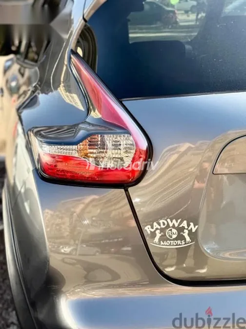 Nissan Juke 2016 Gray Used for Sale - 2