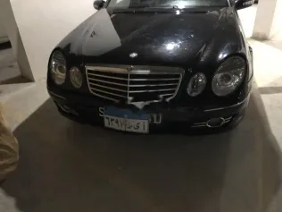 مرسيدس E 240 2003 أسود مستعملة للبيع