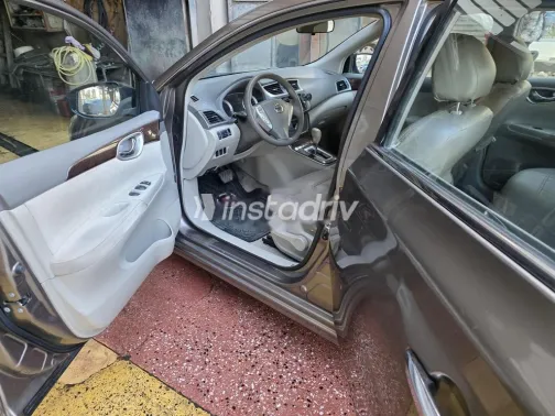 نيسان سنترا 2016 برونزي مستعملة للبيع - 4