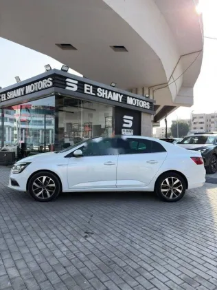 رينو ميجان 2020 أبيض مستعملة للبيع