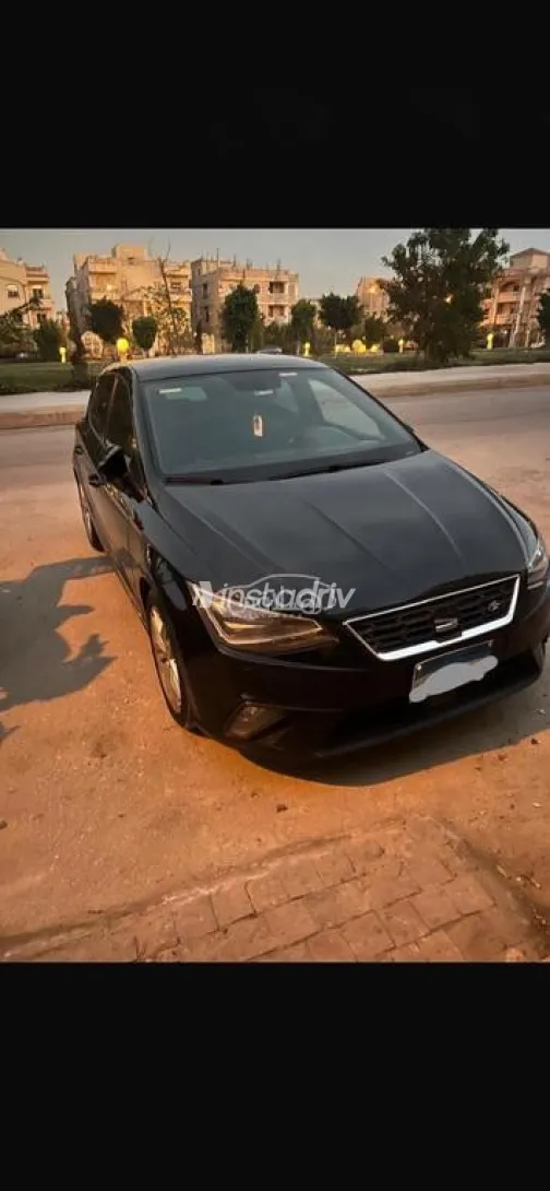 سيات ابيزا 2020 أبيض مستعملة للبيع - 5