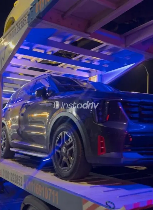 Kia Sorento 2024 Gray Used for Sale - 2