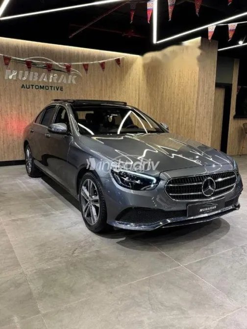 مرسيدس E 200 2021 رمادي مستعملة للبيع - 2