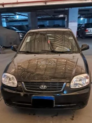 هيونداي فيرنا 2013 أسود مستعملة للبيع