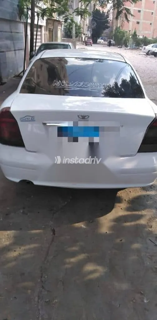 Daewoo Nubira 2001 White Used for Sale - 1