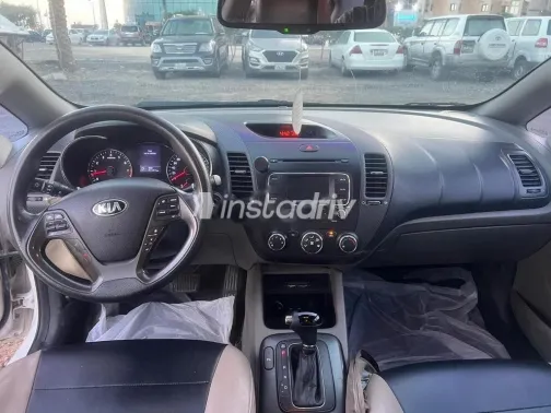 Kia Cerato 2014 White Used for Sale - 4