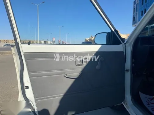 Daihatsu Charade 1984 White Used for Sale - 5