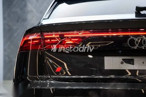 اودي Q8 2025 أسود جديدة للبيع - 4