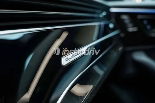 اودي Q8 2025 أسود جديدة للبيع - 5