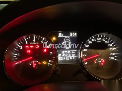 نيسان قشقاي 2013 أزرق غامق مستعملة للبيع - 3