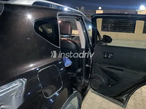 نيسان قشقاي 2013 أزرق غامق مستعملة للبيع - 10