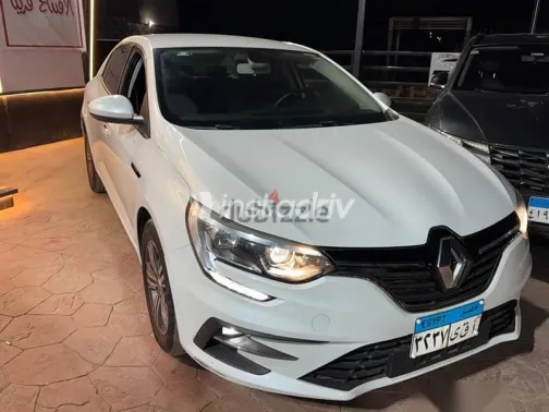 رينو ميجان 2023 أبيض مستعملة للبيع - 2