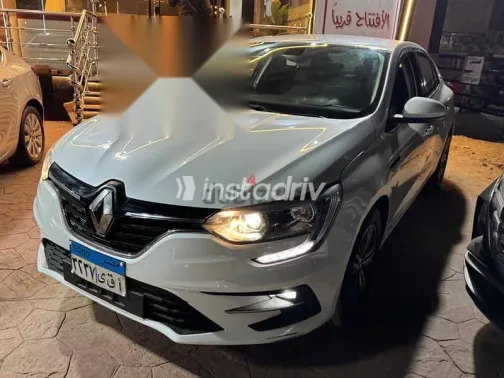 رينو ميجان 2023 أبيض مستعملة للبيع - 3