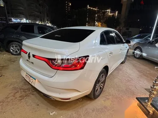 رينو ميجان 2023 أبيض مستعملة للبيع - 4