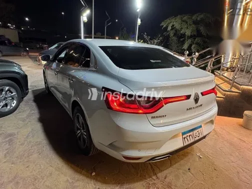 رينو ميجان 2023 أبيض مستعملة للبيع - 6