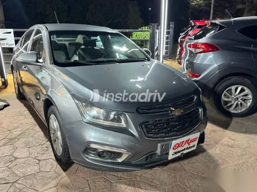 شيفروليه كروز 2016 رمادي مستعملة للبيع - 3