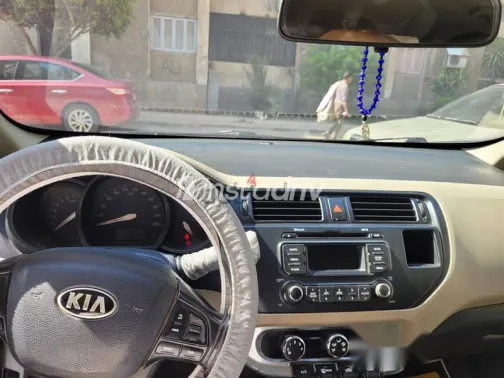 كيا ريو 2015 بني مستعملة للبيع - 2
