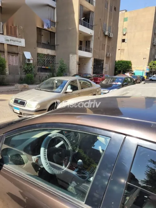 كيا ريو 2015 بني مستعملة للبيع - 4