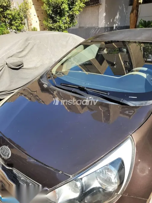 كيا ريو 2015 بني مستعملة للبيع - 6