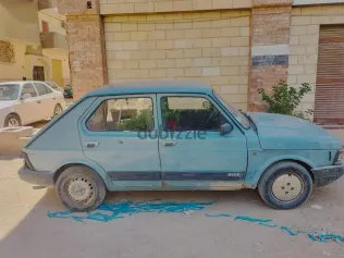 فيات 127 1985 أزرق غامق مستعملة للبيع