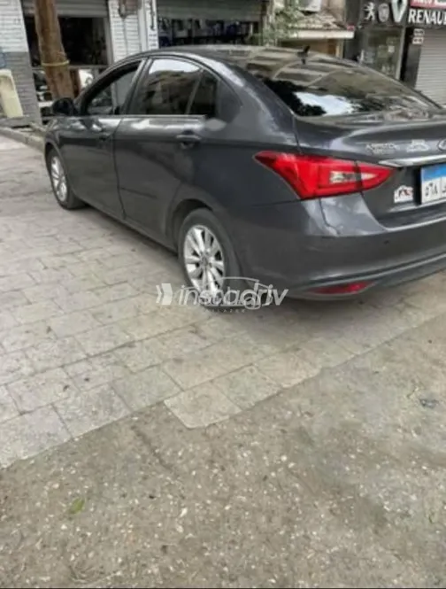 شيرى اريزو 5 2021 أبيض مستعملة للبيع - 4