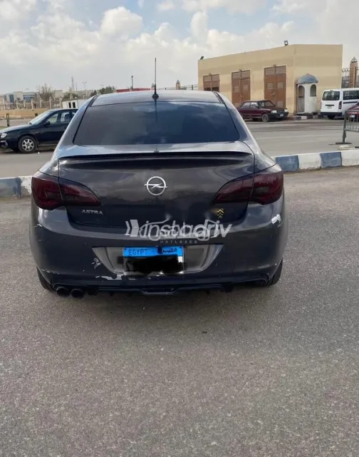 Opel Astra 2013 Petroleum Used for Sale - 1