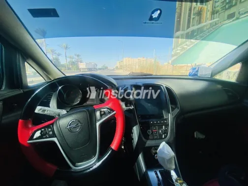 Opel Astra 2013 Petroleum Used for Sale - 4