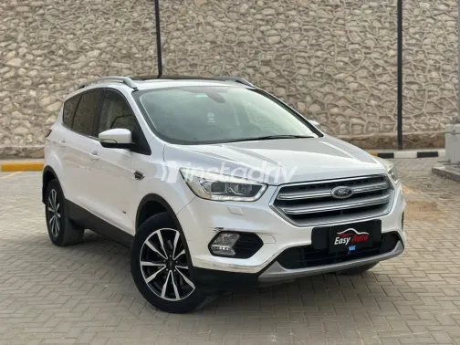 فورد كوجا 2018 أبيض مستعملة للبيع - 2