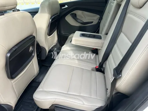 فورد كوجا 2018 أبيض مستعملة للبيع - 9