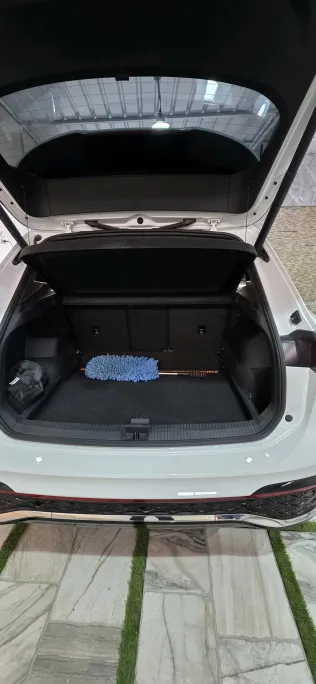 فولكس فاغن تيجون 2025 أبيض مستعملة للبيع