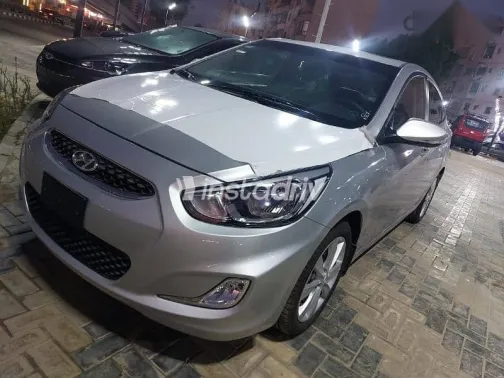 هيونداي اكسنت 2026 فضي جديدة للبيع - 1