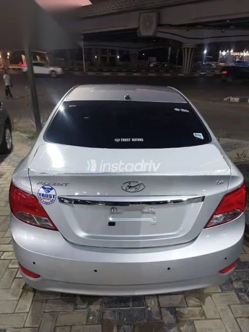 هيونداي اكسنت 2026 فضي جديدة للبيع - 4