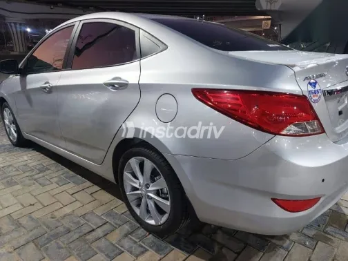 هيونداي اكسنت 2026 فضي جديدة للبيع - 9