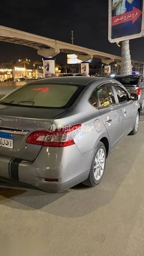 Nissan Sentra 2024 Gold Used for Sale - 2