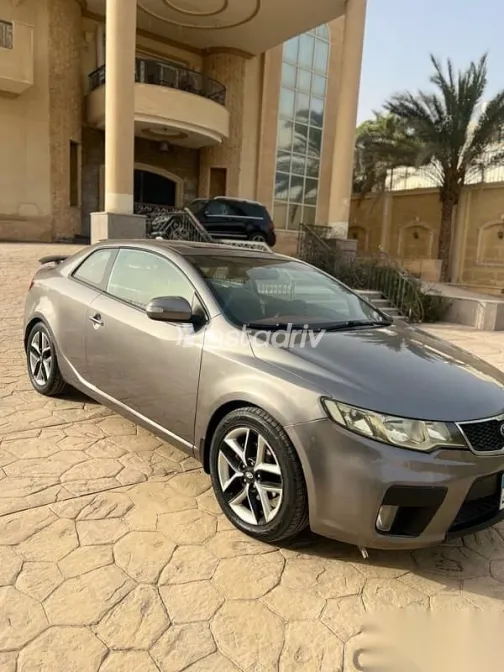 Kia Cerato 2010 Silver Used for Sale - 4