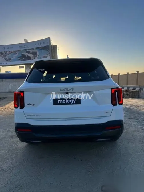 Kia Sorento 2025 White New for Sale - 3