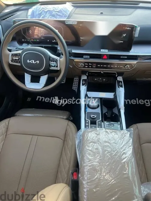 Kia Sorento 2025 White New for Sale - 4