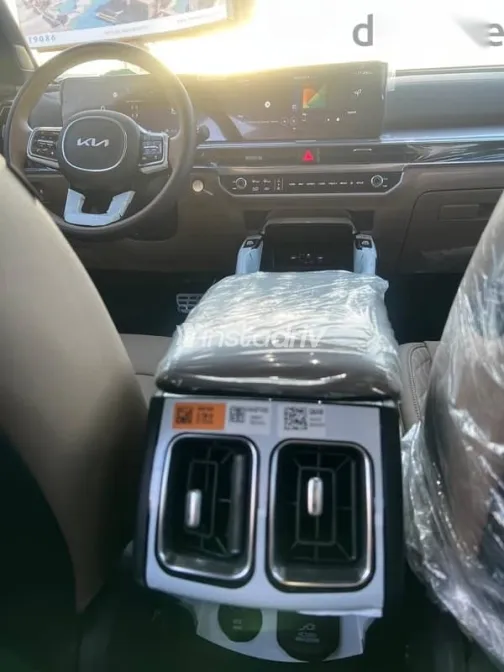 Kia Sorento 2025 White New for Sale - 7