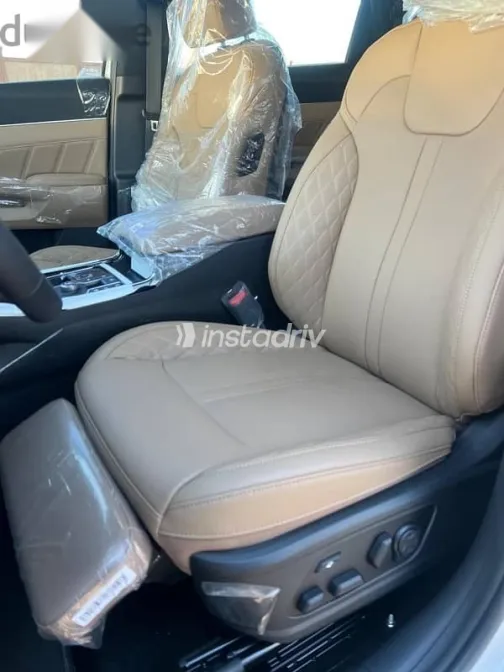 Kia Sorento 2025 White New for Sale - 10