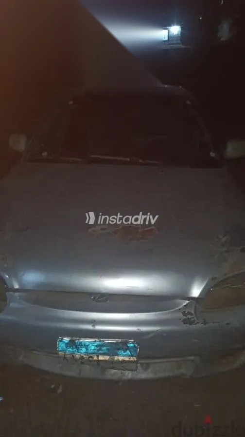 هيونداي اكسنت 2006 فضي مستعملة للبيع - 2