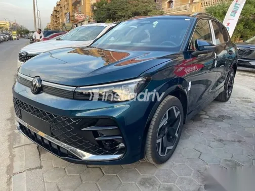 فولكس فاغن تيجون 2026 أزرق غامق جديدة للبيع - 3